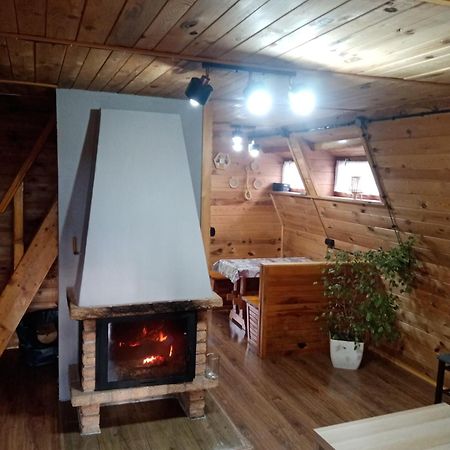 Chatka Pod Lasem Jarnołtówek エクステリア 写真
